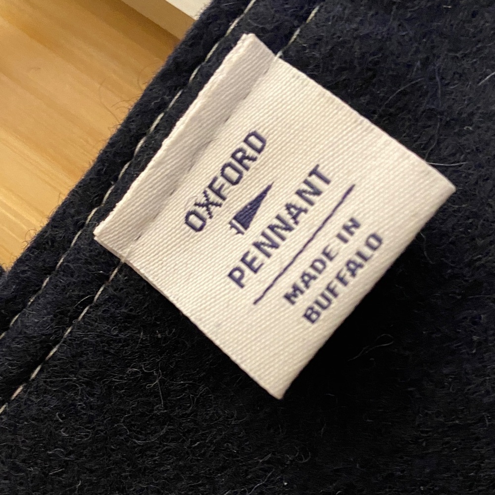 Yale Blue Felt Pennant - Picture 4 of 4